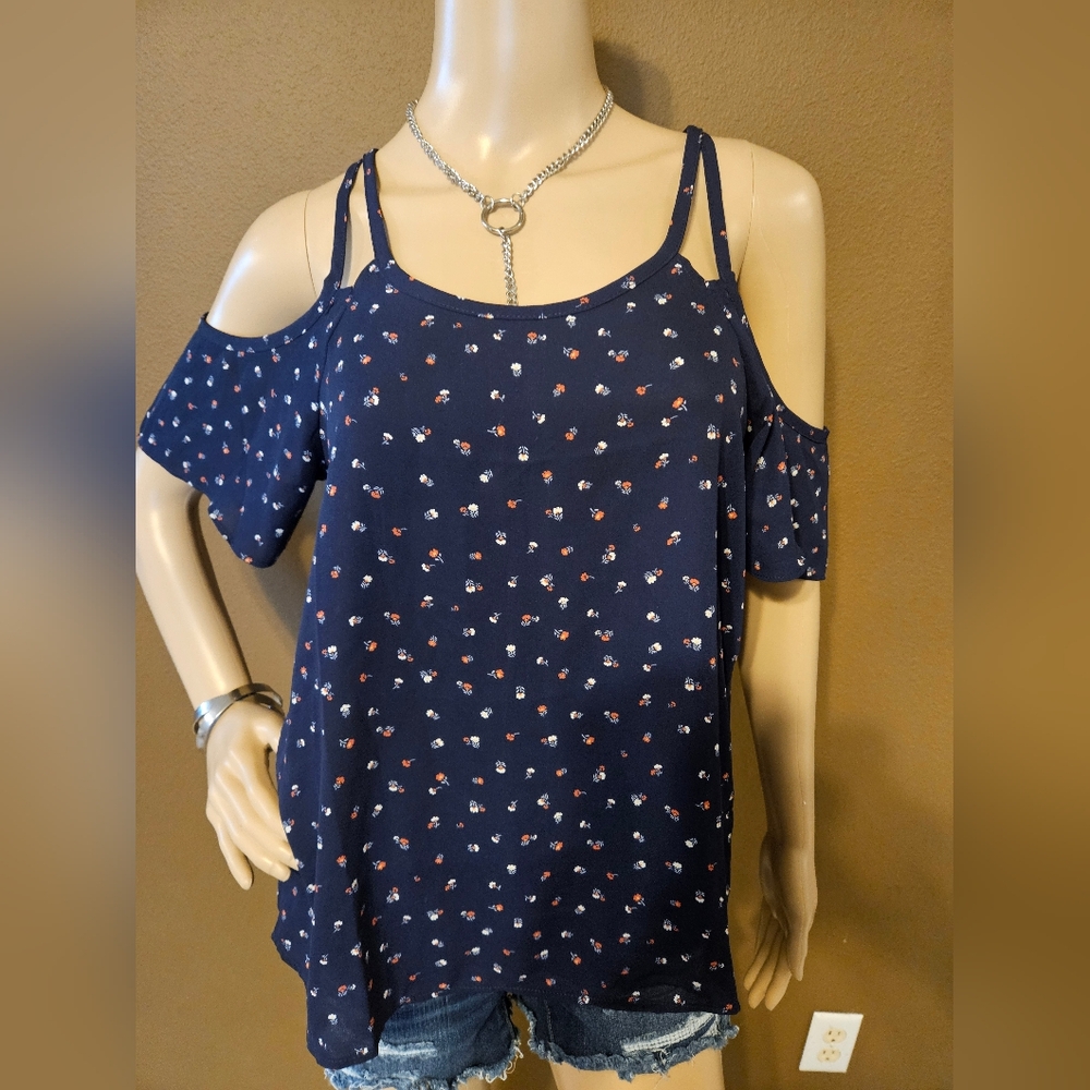 Hippie Rose navy Blue  floral cold shoulder blouse Size Small